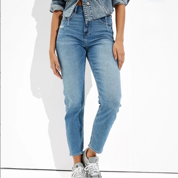 American Eagle Outfitters Blue High Rise Mom Jeans Size 8 - Picture 1 of 10